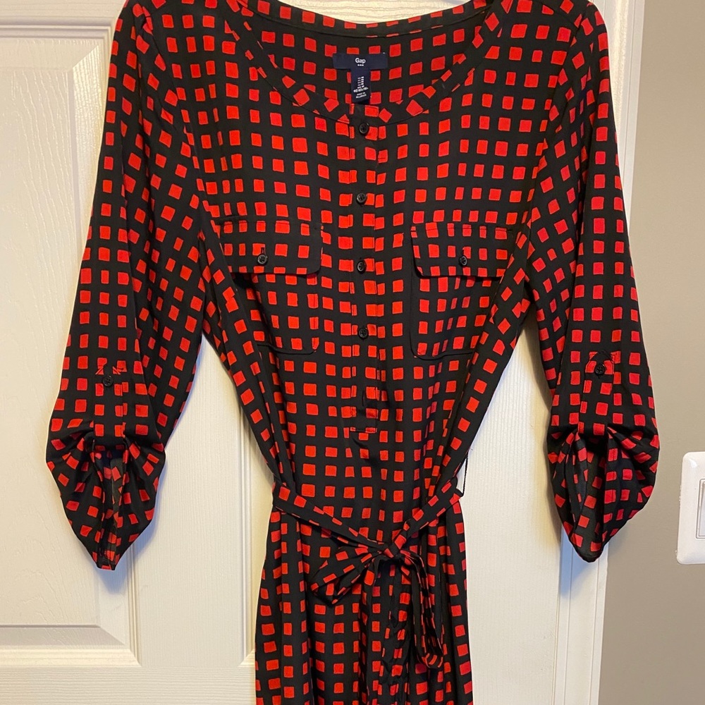Dress - Picture 2 of 4